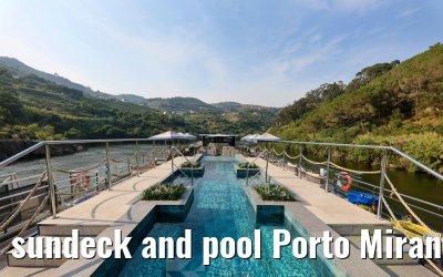sundeck and pool Porto Mirante, Douro river 06.08.2025
