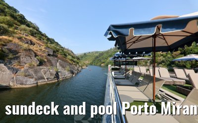 sundeck and pool Porto Mirante, Douro river 06.08.2025