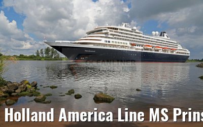 Holland America Line MS Prinsendam Kiel Canal transit 02.08.2016