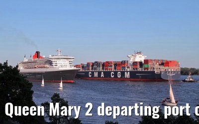 Queen Mary 2 departing port of Hamburg, 08. May 2011