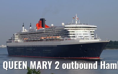QUEEN MARY 2 outbound Hamburg - May 20, 2012