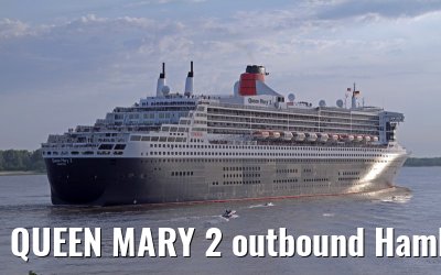 QUEEN MARY 2 outbound Hamburg - May 20, 2012