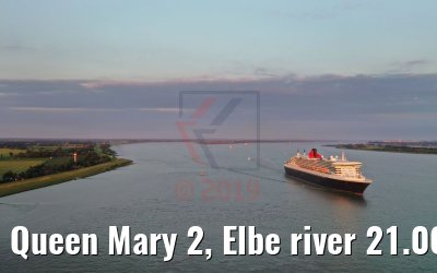 Queen Mary 2, Elbe river 21.06.2019