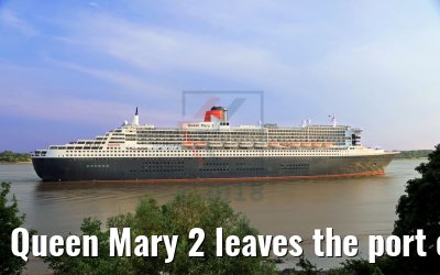 Queen Mary 2 leaves the port of Hamburg 27.05.2018