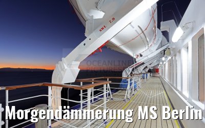 Morgendämmerung MS Berlin im Roten Meer 05.01.2016