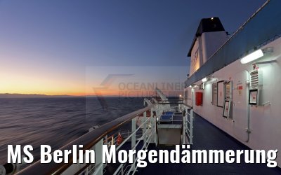 MS Berlin Morgendämmerung im Roten Meer 05.01.2016