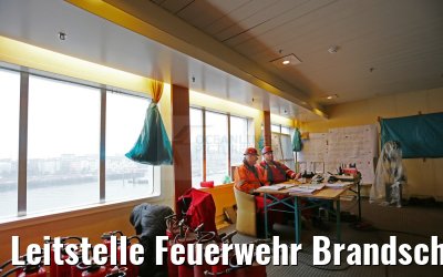 Leitstelle Feuerwehr Brandschutz MS Albatros Blohm und Voss Werft 15.12.2015
