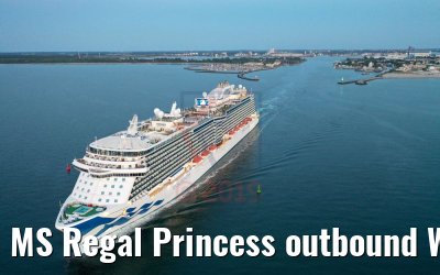 MS Regal Princess outbound Warnemuende Cruiseport 29.05.2019