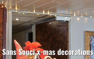 Sans Souci x-mas decorations Foyer