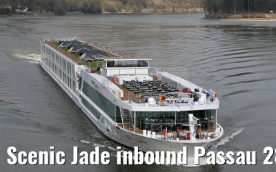 Scenic Jade inbound Passau 28.03.2015