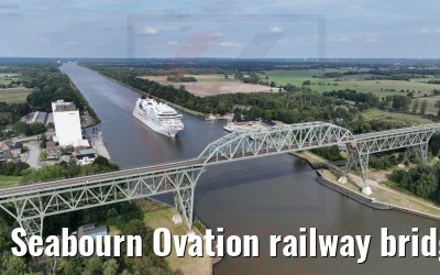 Seabourn Ovation railway bridge Hochdonn Kiel Canal 12.09.2022