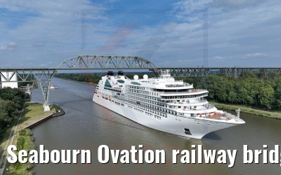 Seabourn Ovation railway bridge Hochdonn Kiel Canal 12.09.2022
