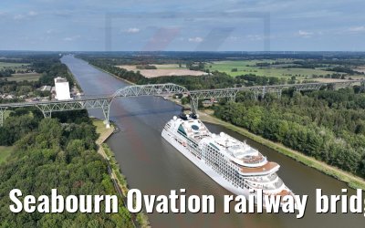 Seabourn Ovation railway bridge Hochdonn Kiel Canal 12.09.2022