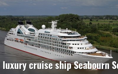 luxury cruise ship Seabourn Sojourn, Kiel Canal, 20. August 2013