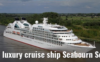 luxury cruise ship Seabourn Sojourn, Kiel Canal, 20. August 2013