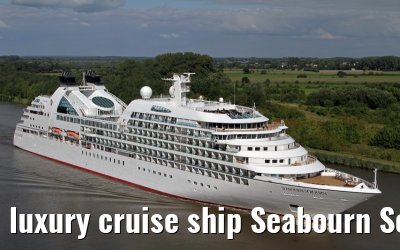 luxury cruise ship Seabourn Sojourn, Kiel Canal, 20. August 2013