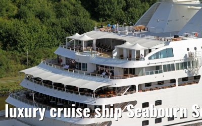 luxury cruise ship Seabourn Sojourn, Kiel Canal, 20. August 2013