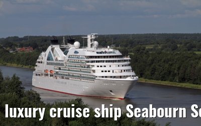 luxury cruise ship Seabourn Sojourn, Kiel Canal, 20. August 2013