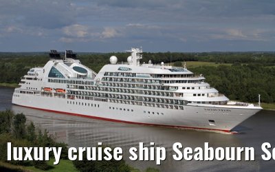 luxury cruise ship Seabourn Sojourn, Kiel Canal, 20. August 2013