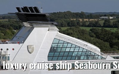 luxury cruise ship Seabourn Sojourn, Kiel Canal, 20. August 2013