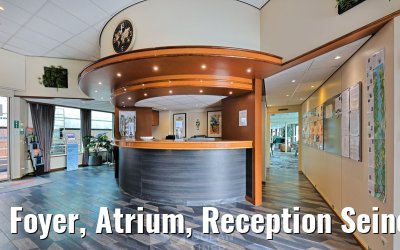 Foyer, Atrium, Reception Seine Comtesse