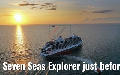 Seven Seas Explorer just before sunset, Warnemünde 07.08.2019