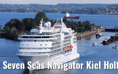 Seven Seas Navigator Kiel Holtenau locks 22.09.2017