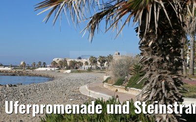 Uferpromenade und Steinstrand Civitavecchia