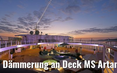 Dämmerung an Deck MS Artania 19.12.2015
