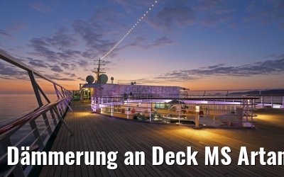 Dämmerung an Deck MS Artania 19.12.2015