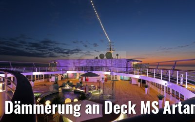Dämmerung an Deck MS Artania 19.12.2015