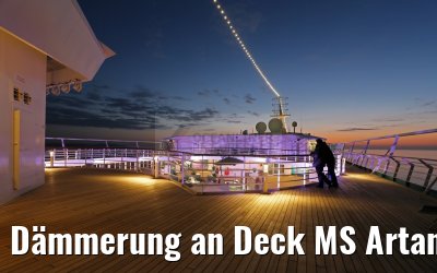 Dämmerung an Deck MS Artania 19.12.2015