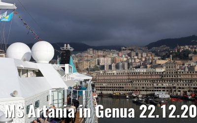 MS Artania in Genua 22.12.2015