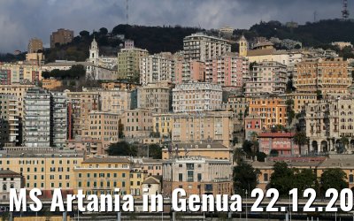 MS Artania in Genua 22.12.2015