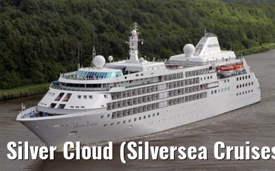 Silver Cloud (Silversea Cruises), Kiel Canal, 16 June 2013