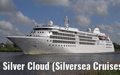 Silver Cloud (Silversea Cruises), Kiel Canal, 16 June 2013