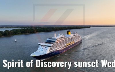 Spirit of Discovery sunset Wedel, Elbe 04.07.2022