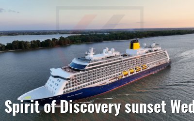 Spirit of Discovery sunset Wedel, Elbe 04.07.2022
