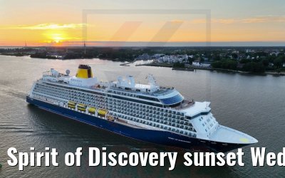 Spirit of Discovery sunset Wedel, Elbe 04.07.2022