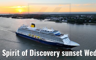 Spirit of Discovery sunset Wedel, Elbe 04.07.2022