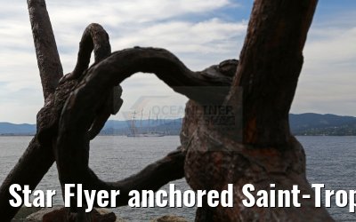 Star Flyer anchored Saint-Tropez 22.09.2015