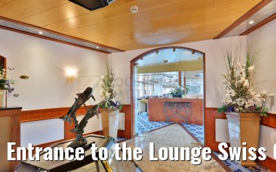 Entrance to the Lounge Swiss Crown