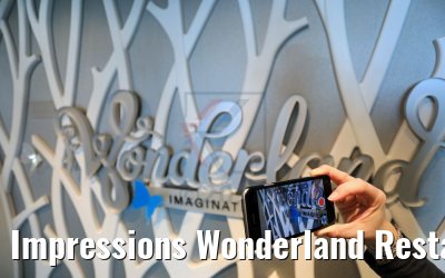 Impressions Wonderland Restaurant Symphony of the Seas