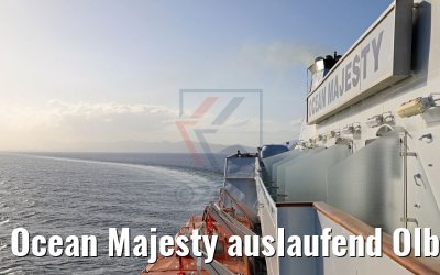 Ocean Majesty auslaufend Olbia 09.10.2017