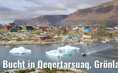 Bucht in Qeqertarsuaq, Grönland mit Eis