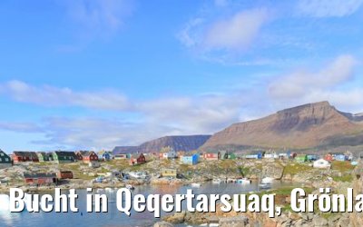 Bucht in Qeqertarsuaq, Grönland mit Eis