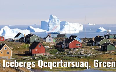 Icebergs Qeqertarsuaq, Greenland