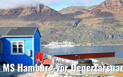 MS Hamburg vor Qeqertarsuaq, Grönland