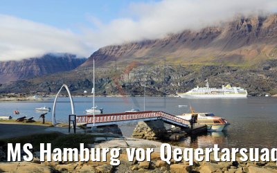 MS Hamburg vor Qeqertarsuaq, Grönland