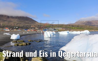 Strand und Eis in Qeqertarsuaq, Groenland